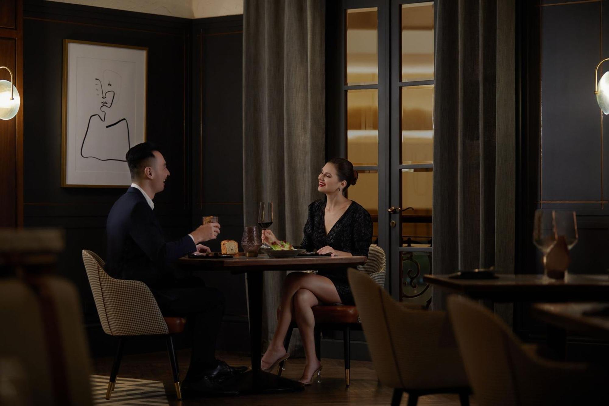 Jw Marriott Hotel Surabaya Esterno foto