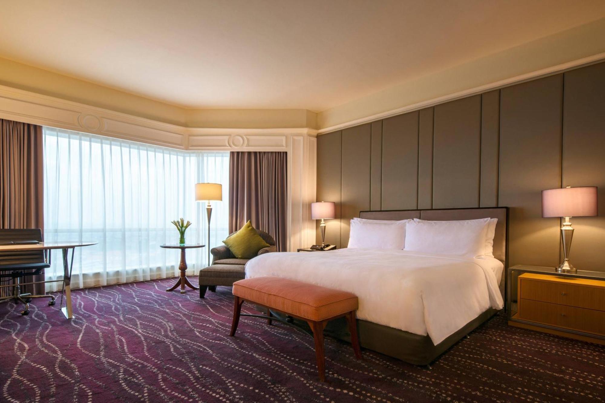 Jw Marriott Hotel Surabaya Esterno foto